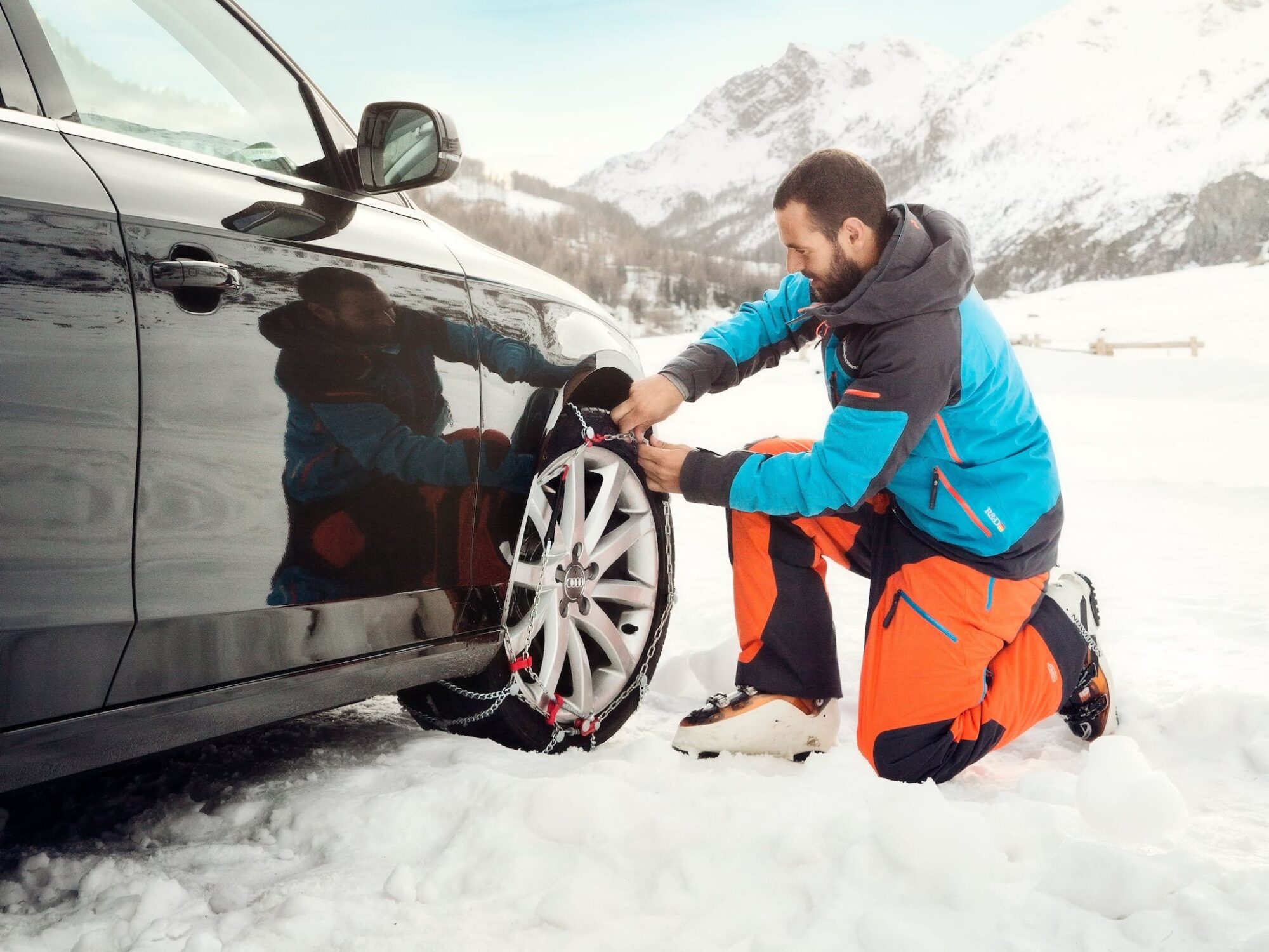 Hoys Mt Hotham Snow Chain Fitting Service Hoys Mt Hotham Snow Chain Fitting Service