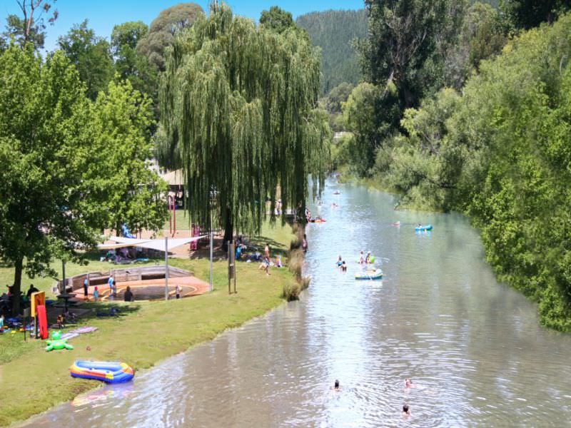 Porepunkah river pool