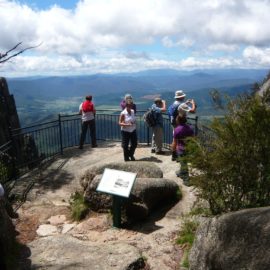 Hiking Mount Buffalo